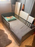 Kinderbedje tussenmaat 2 stuks 1m40 op 70cm, Ophalen, Gebruikt