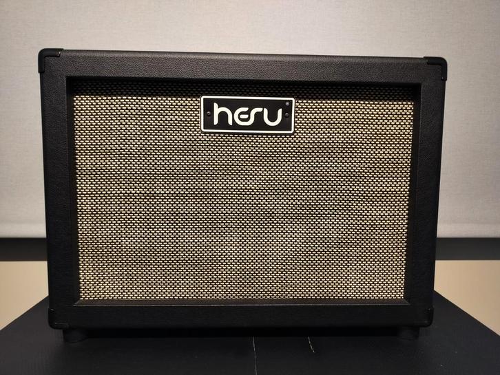 Hesu Wizard 1x12, Muziek en Instrumenten, Versterkers | Bas en Gitaar, Gebruikt, Gitaar, 50 tot 100 watt, Ophalen
