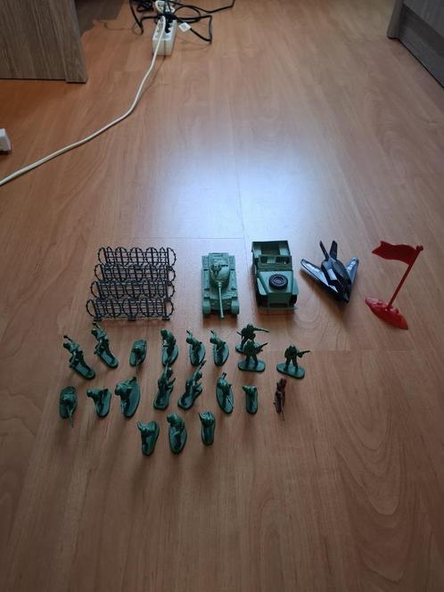 Complete plastic leger speelset, Kinderen en Baby's, Speelgoed | Actiefiguren, Zo goed als nieuw, Ophalen