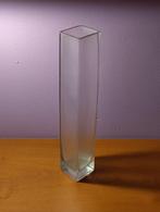 Vase en verre une fleur H 30cm diamètre 5cm, Maison & Meubles, Enlèvement, Comme neuf, Verre, Moins de 50 cm