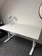 Bureau Ikea Trotten verstelbaar, Huis en Inrichting, Bureaus, Ophalen, In hoogte verstelbaar, Gebruikt, Bureau