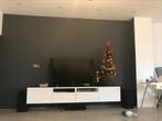 Besta tv meubel met zwart glazen plaat en lades., Comme neuf, Enlèvement ou Envoi