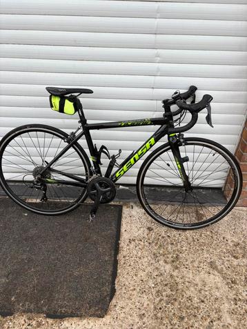 Dames racefiets sensa beschikbaar voor biedingen