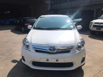 Toyota auris 1.8 hybride  / 73kw / 68000km / 12 mois garanti