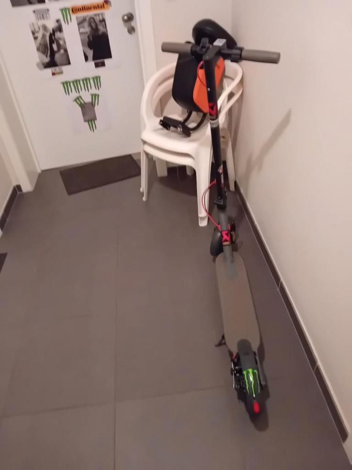 Te koop nieuwe elektrische step, Fietsen en Brommers, Steps, Ophalen