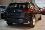BMW 218 iA Active Tourer Automaat Benzine LED Garantie, Auto's, BMW, 135 pk, Gebruikt, Zwart, Bedrijf