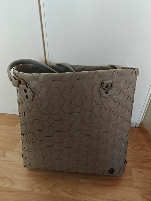 Tas Handed by, Huis en Inrichting, Woonaccessoires | Schalen en Manden, Zo goed als nieuw, Ophalen