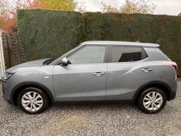 Ssanyong Tivoli Amber 1.2 Benzine - Fabrieksgarantie! beschikbaar voor biedingen