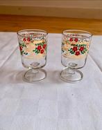 2 verres à pieds floraux et dorés vintage, Enlèvement ou Envoi, Comme neuf, Autres types