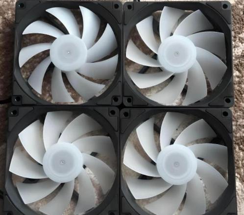 Lot de 4 ventilateurs MSI 120mm, Computers en Software, Computerkoelers, Nieuw, Ophalen of Verzenden