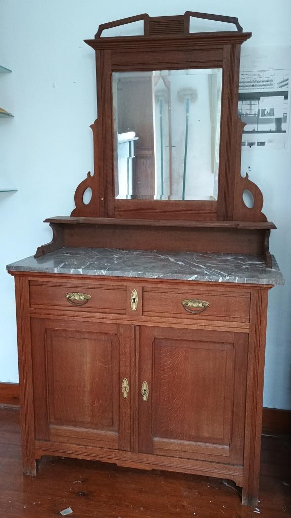 Oude badkamerkast in late Art Nouveau/Art Deco-stijl, Antiek en Kunst, Antiek | Meubels | Stoelen en Sofa's, Ophalen