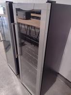 2 Wijnkoelkasten, Elektronische apparatuur, Ophalen, Zonder vriesvak, 200 liter of meer, Zo goed als nieuw