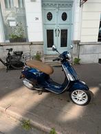 Vespa primavera A klasse 2021, Fietsen en Brommers, Ophalen, Zo goed als nieuw