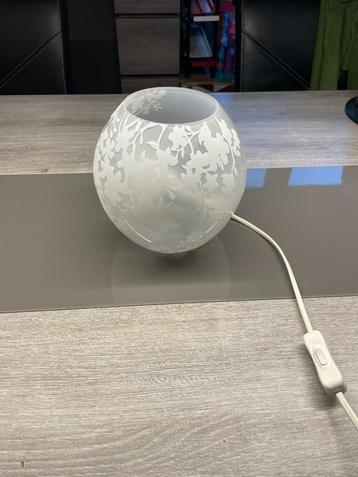 Lampe d'Ambiance Verre Moderne Florale - Idéale Chevet ! beschikbaar voor biedingen