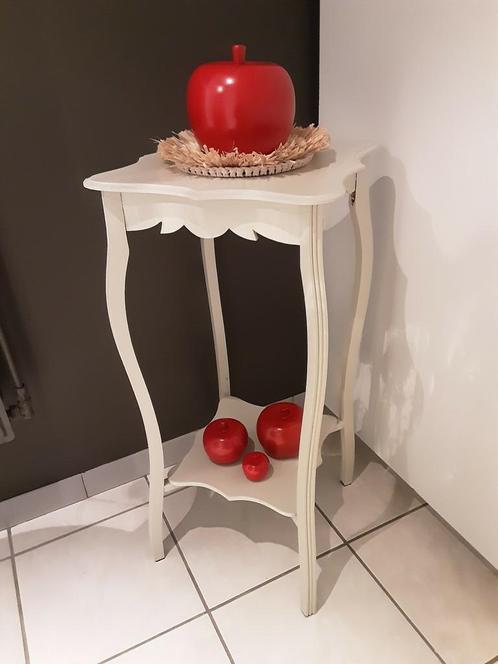 Landelijke bijzettafel hoog, Huis en Inrichting, Tafels | Sidetables, Zo goed als nieuw, Ophalen