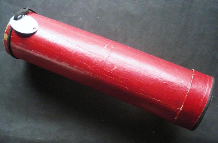 Étui typique d'un plumet de coiffures militaires belges, Collections, Objets militaires | Général, Armée de terre, Enlèvement ou Envoi