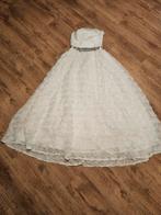 Robe de mariée bustier taille S, Vêtements | Femmes, Vêtements de mariage & Accessoires de mariage, Enlèvement ou Envoi