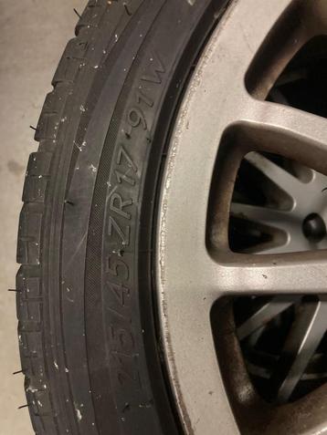 Acht alfa Romeo lichtmetalen velgen  beschikbaar voor biedingen