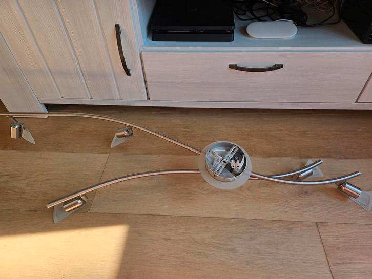 Lamp voor 4 spots( spots zijn niet inbegrepen), Huis en Inrichting, Lampen | Spots, Gebruikt, Ophalen