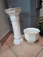 Porseleinen witte zuil met gouden randje, Ophalen