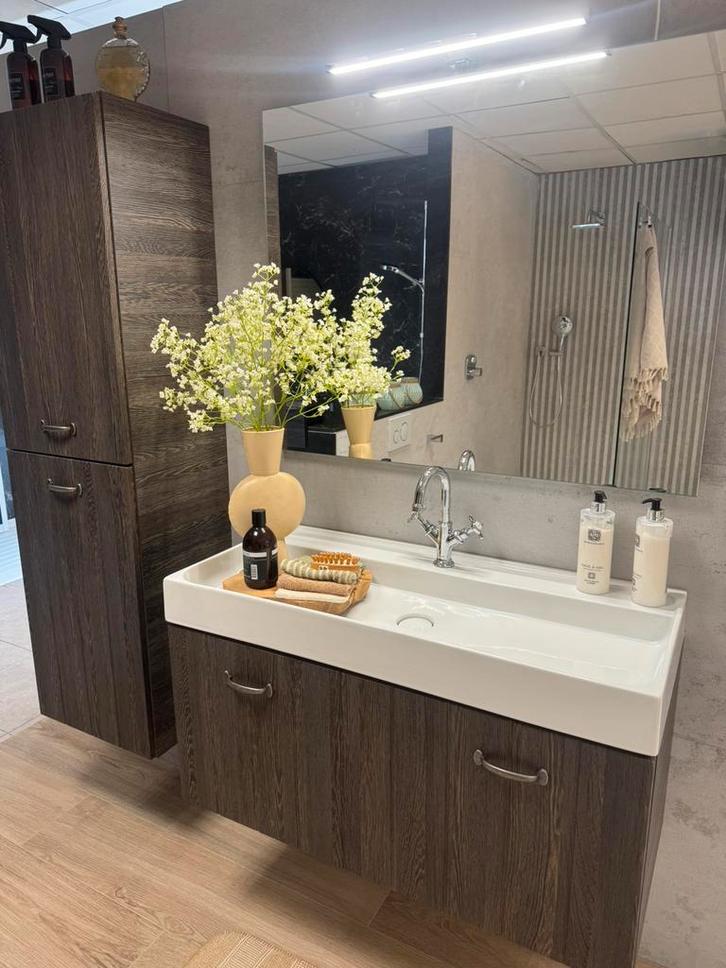 Badkamermeubel - Nieuw , kompleet met kraan, Huis en Inrichting, Badkamer | Badkamermeubels, Nieuw, Ophalen