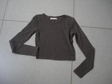 Pull & Bear korte longsleeve, dames/meisjes. mt S beschikbaar voor biedingen