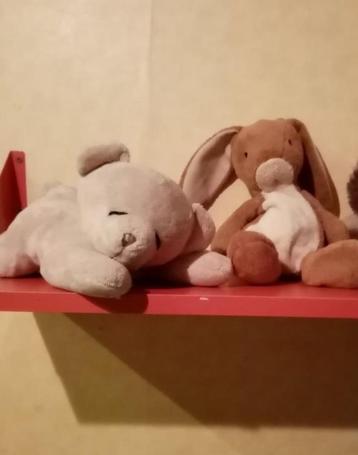 2 nieuw zachte knuffels , beer + konijn (27cm) beschikbaar voor biedingen