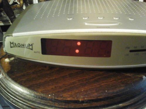 WEKKERRADIO, Elektronische apparatuur, Wekkers, Gebruikt, Digitaal, Ophalen of Verzenden