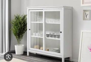 3 IKEA IDÅSEN vitrinekasten, Huis en Inrichting, Ophalen, Zo goed als nieuw