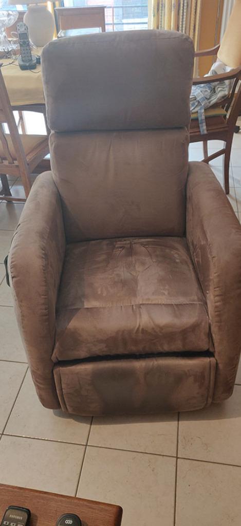 Fauteuil releveur 2 moteurs, Huis en Inrichting, Fauteuils, Zo goed als nieuw, Stof, 50 tot 75 cm, Minder dan 75 cm, Ophalen