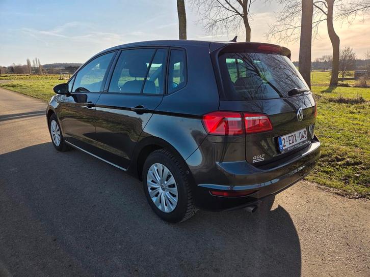 Vw golf sportsvan, Auto's, Volkswagen, Particulier, Golf, ABS, Adaptive Cruise Control, Airbags, Airconditioning, Bluetooth, Bochtverlichting