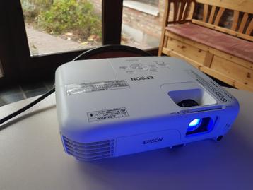 Beamer Epson beschikbaar voor biedingen
