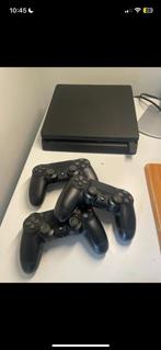 Playstation 4 slim edition en 3 controllers, Games en Spelcomputers, Ophalen of Verzenden, Zo goed als nieuw, Slim