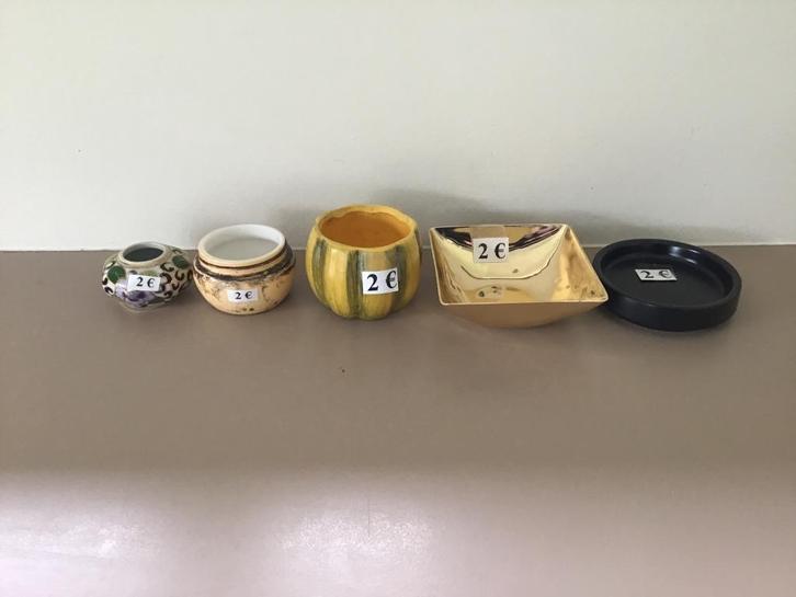 10 tal kleine potjes/schaaltjes, Antiek en Kunst, Curiosa en Brocante, Ophalen of Verzenden