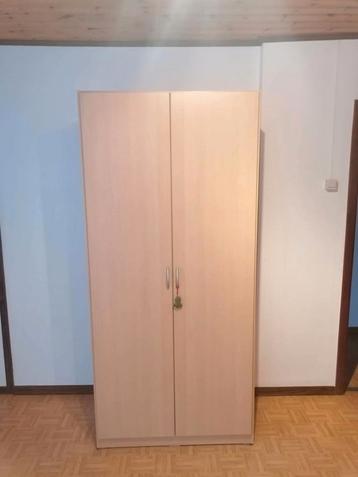 Garde-robe 2 portes battante calité bois clair super solide  beschikbaar voor biedingen