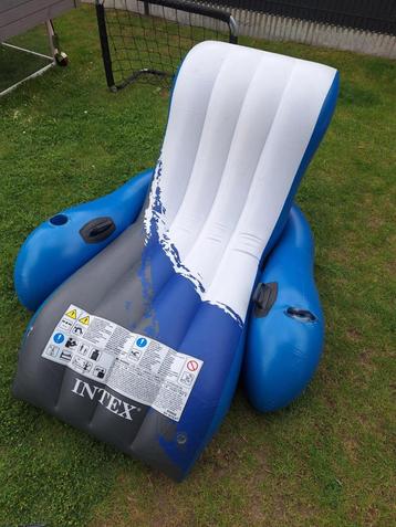 Fauteuil gonflable intex  beschikbaar voor biedingen