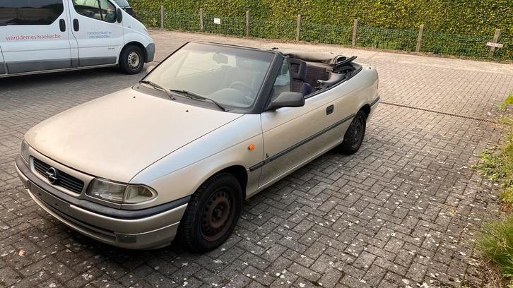 Opel Astra F Cabrio, Auto's, Opel, Particulier, Astra, Radio, Benzine, Euro 2, Cabriolet, 2 deurs, Handgeschakeld, Zilver of Grijs