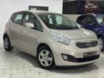 Kia venga 1.6i/annee 2011/ 120.000km/garantie 12 mois, Auto's, Automaat, 1591 cc, Bedrijf, Parkeersensor