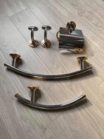 Badkameraccessoires, Ophalen