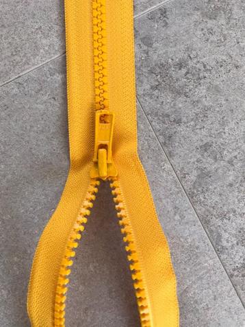 YKK metalen ritsen (geel, 68 cm, 50 st) beschikbaar voor biedingen