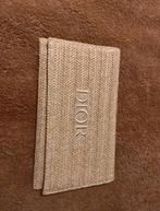 Nieuw Rotan Dior pouch/clutch, Bijoux, Sacs & Beauté, Enlèvement ou Envoi, Neuf