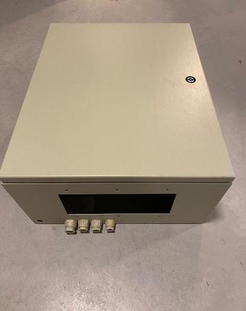 Stalen schakelkast 40x22x50cm beschikbaar voor biedingen