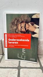 Leen Alaerts - Onderzoekende leraren, Ophalen, Leen Alaerts; Jo Dessel; Tim Vandersmissen; Greet Decin