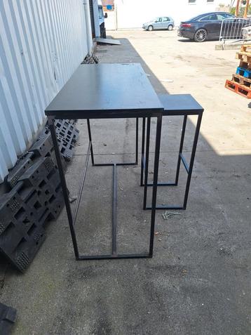 Table haute et tabouret en métal et bois., Enlèvement, Comme neuf