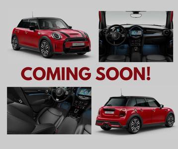 MINI Cooper S 5-deurs AUT / CAM / LEER / NAVI / KEYL / CARPL beschikbaar voor biedingen
