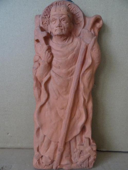 Wim Harzing plaquette S. Willibrordus terracotta 30cm 1938, Antiek en Kunst, Antiek | Religieuze voorwerpen, Ophalen of Verzenden