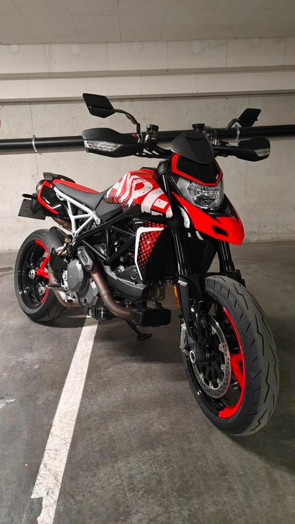 Hypermotard 950 rve, Motoren, Motoren | Ducati, Particulier, meer dan 35 kW, 2 cilinders, ABS, LED Verlichting, Quickshifter, Sportuitlaat