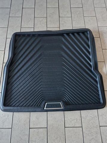 Tapis de coffre toutes saisons BMW G20-G21 Hybrid disponible aux enchères