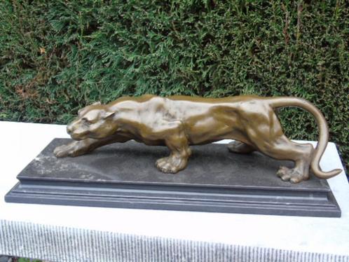 bronzen panter gesigneerd op bewerkt marmer!, Antiek en Kunst, Antiek | Brons en Koper, Brons, Ophalen