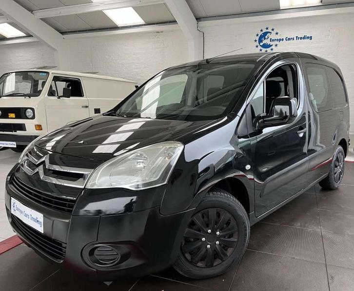 Citroën Berlingo 1.6 e-HDI 90CH BOITE AUTO ETG6 ATTELAGE GA, Auto's, Bestelwagens en Lichte vracht, Bedrijf, Te koop, ABS, Airbags